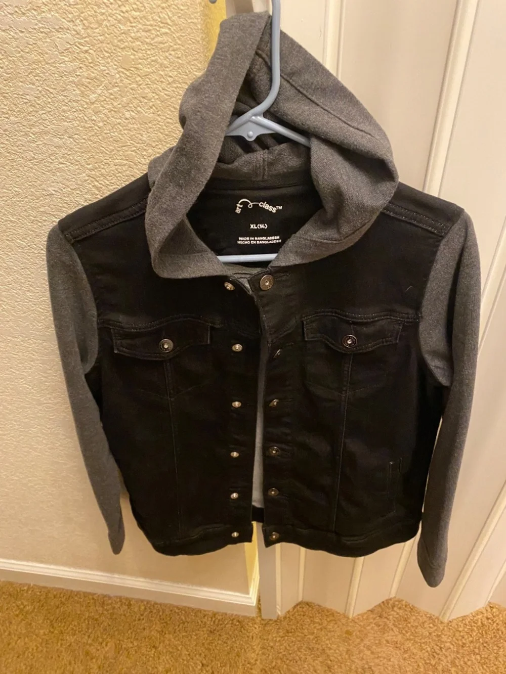 art class two jackets